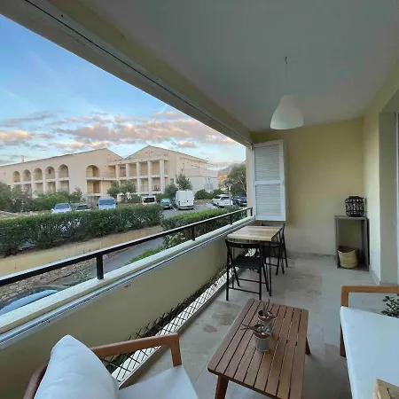 Apartament Anais LʼÎle-Rousse