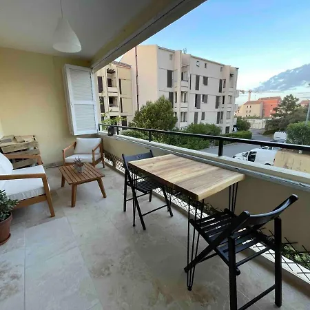 Apartament Anais *